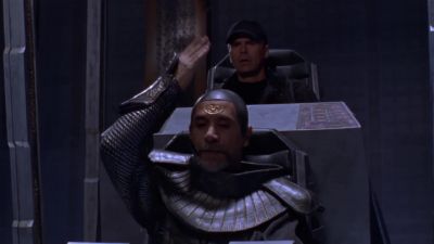 Human, put this on. - Stargate SG-1