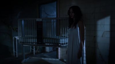( humming getting louder ) - Pretty Little Liars