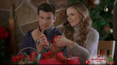 [humming] - Check Inn to Christmas