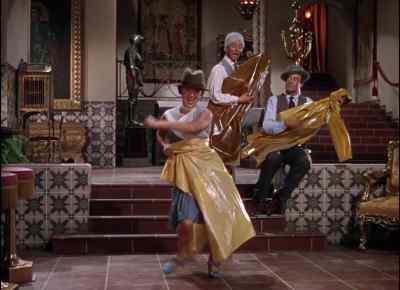 [HUMMING] - Singin' in the Rain