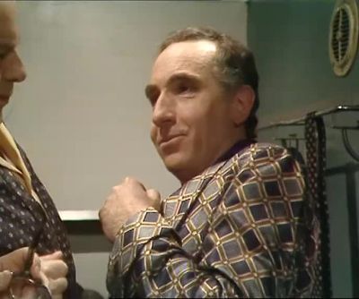 Humpy - Yes Minister