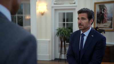 Hunter: Because that is
a dog with a bone. - Tyler Perry's The Oval