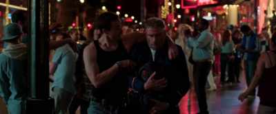 - Hunter Dumbbell, huh?
- Hunter Dunbar! - The Fanatic