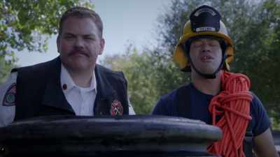 Hunter: For 50 bucks, I can get
the elf queen - Tacoma FD