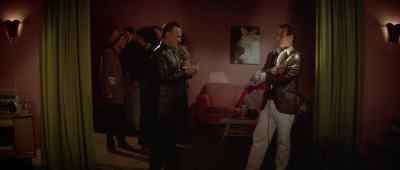 HUNTER: He's over here! - Blue Velvet