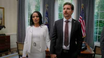 HUNTER: HMM.
THEN I THINK WE SHOULD - Tyler Perry's The Oval