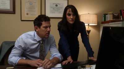 Hunter: Honey, we know
you contacted a lawyer. - Tyler Perry's The Oval