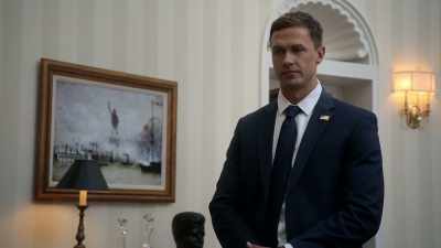 HUNTER: OH, COME ON, MAX.
YOU'RE NOT THAT STUPID. - Tyler Perry's The Oval
