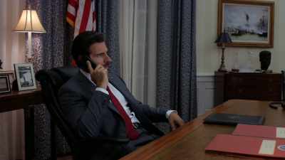 Hunter: OK.
Did you finally remove-- - Tyler Perry's The Oval
