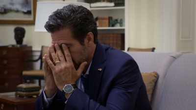 [Hunter sighs] - Tyler Perry's The Oval