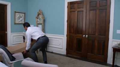 Hunter: Uh! Rrgh rrgh! Uh! - Tyler Perry's The Oval