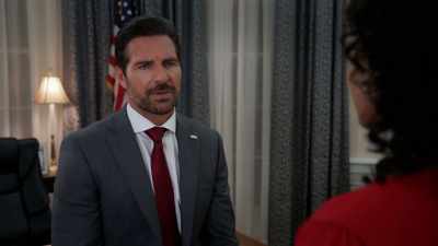 Hunter: Well, yeah, because you
found him attractive, - Tyler Perry's The Oval