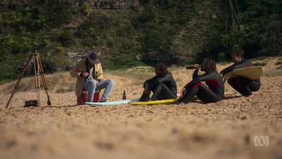 HUNTER: You guys get proper waves
here. Hollow, fast. It's wild. - Barons
