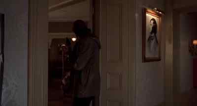 Hurry! I'm in here! - So I Married an Axe Murderer