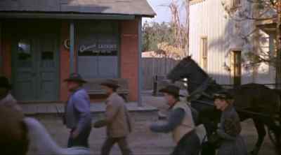 Hurry, men!
Come as fast as you can! - Guns of the Timberland