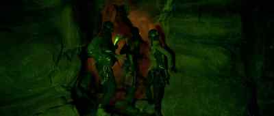 Hurry! Move! - The Descent
