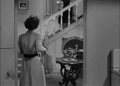 Hurry, Sybil, hurry! - The Reckless Moment