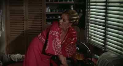 - Hurry up Fabianne.
- Yes, I'm coming. - Cold Sweat