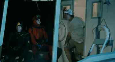 - Hurry up, you guys. - Cruel Jaws