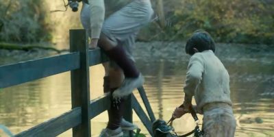 - Hurry up!
- Hurry up! - The Crown