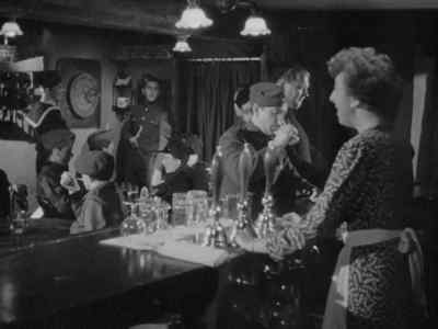 Hurry up, lads. - Sherlock Holmes Faces Death