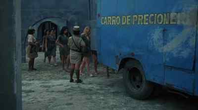- Hurry up. - Women in Cages