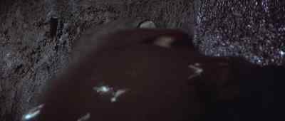 Hurry up. Through the car. - Meteor