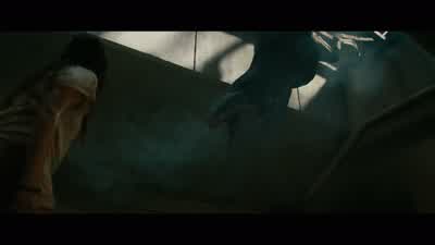 Hurry, we have to open the gate! - Jurassic World Rebirth