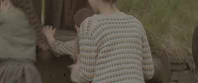- Hurry.
- Wow. - The Railway Children Return