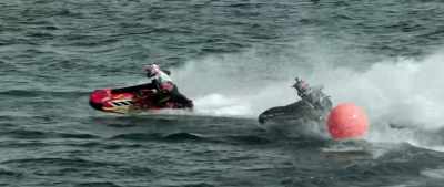 Hurt has tried repeatedly
to retake the lead, - Hot Water