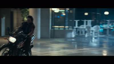 Hyah! Come on, fella. Aah! Whoa! - True Lies