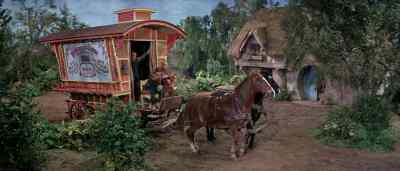 Hyah! Okay, boys!
Come on now! - Snow White and the Three Stooges