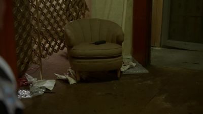 10-4, 50-21 is inside
abandoned warehouse. - Chicago P.D.
