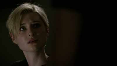 I was 17,
I couldn't be a mother. - The Night Manager