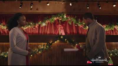 - I had a Christmas present to deliver. - A Majestic Christmas