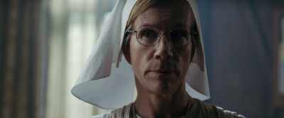 I was a hotel maid,
and he checked into the hotel. - The Man Who Fell to Earth