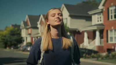 ♪♪ I was a nice young girl ♪ - Glass Houses