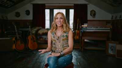 "I was a schoolteacher
and I'm a singer." - Sheryl