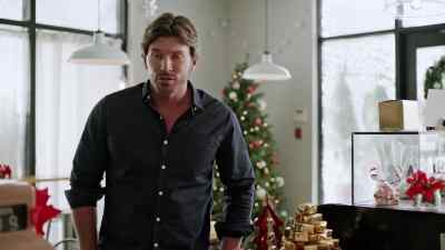 I actually don't know where
Jackie keeps the inserts. - Christmas, Love and Fudge