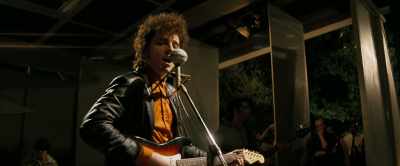 ♪ I ain't gonna work on
Maggie's farm no more ♪ - A Complete Unknown