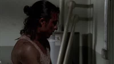 - I ain't opening that. - The Walking Dead