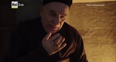 Alerting the killer will only make him
harder to catch. I will have justice. - Medici: Masters of Florence