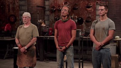 - I almost want to hold this
with two hands to cut with. - Forged in Fire
