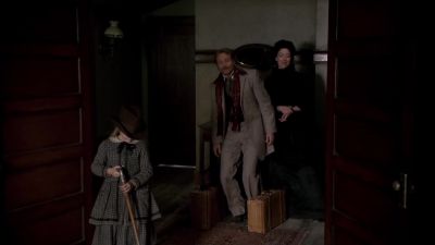 I always thought it was
gonna end like this, button... - Deadwood
