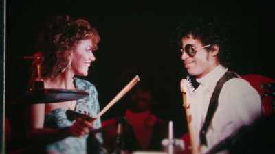 I always wanted to be
a solo artist, - Women Who Rock