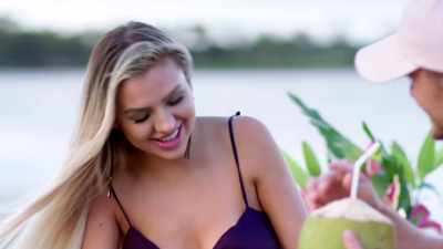>> I AM 20 YEARS OLD. - Love Island