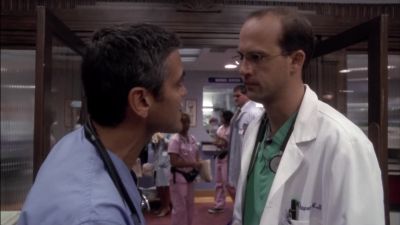 I AM A DOCTOR HERE - ER