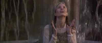 I am a sparrow - Moll Flanders