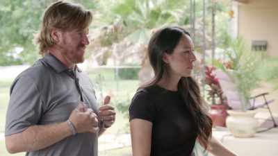 I am a teacher, and so,
I'm just envisioning, like, - Fixer Upper: Behind the Design