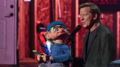 - I am a woman.
- I knew it! - Jeff Dunham: Me The People